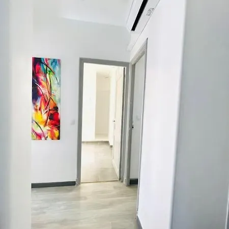 Apartment Le Contemporain: Idealement Situe Face Castillet. Perpignan